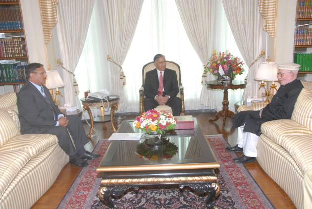 Alijah in Discussion with Prime Minister
